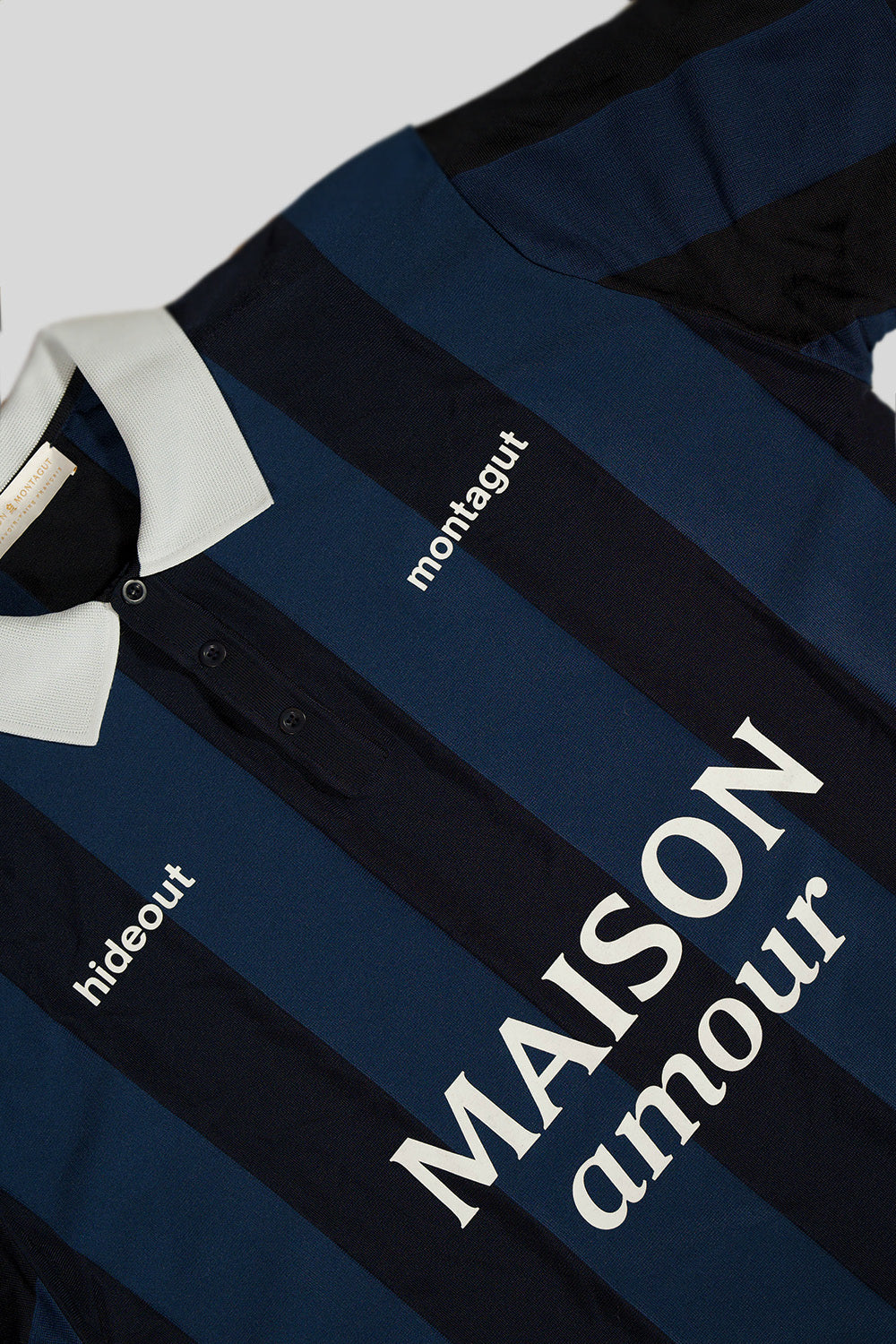 hideout x Maison Montagut Chicago Fil Lumière® Soccer Polo navy-black